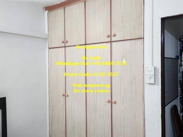 Ang Mo Kio MRT Master Room