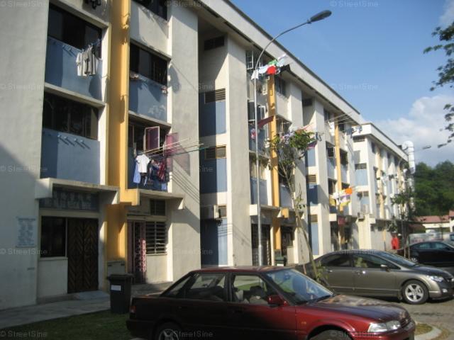 Ang Mo Kio Avenue 4 Ang Mo Kio, HDB 4 Rooms