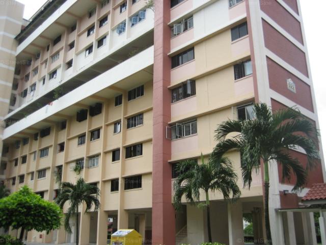 Ang Mo Kio Avenue 5 Ang Mo Kio, HDB 4 Rooms