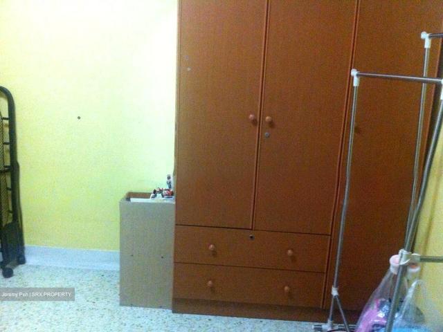 Ang Mo Kio 61 Ang Mo Kio, HDB 3 Rooms