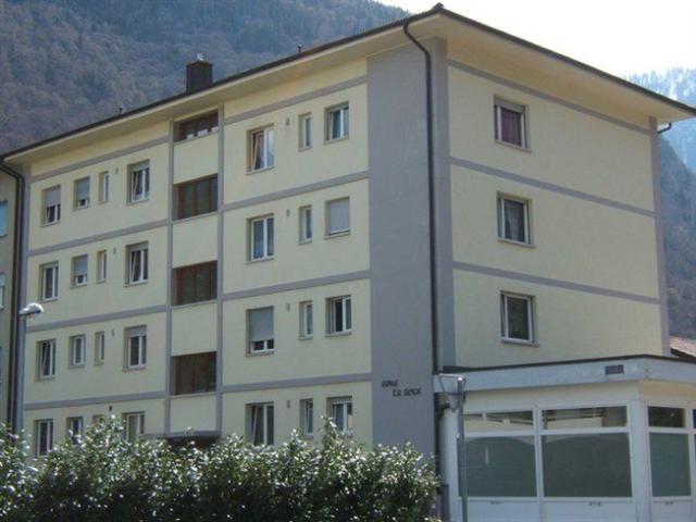 Angenehme 3,5 Zimmer Wohnung mit Balkon und ungehinderter Sicht