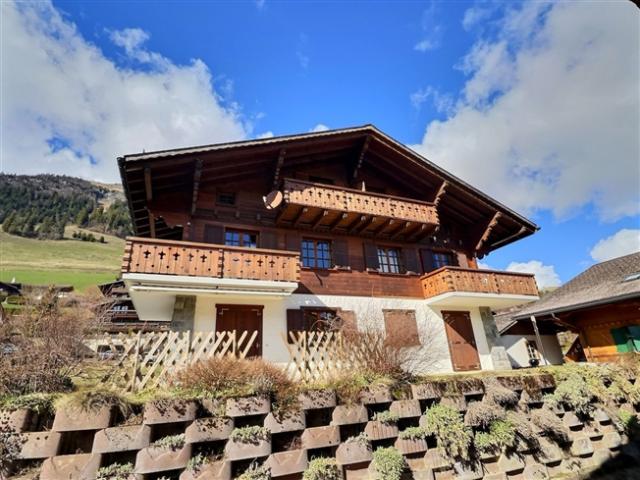 Angenehmes Penthouse Doppelhaus zum Verkauf in Château d'Oex