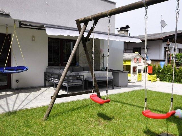 ANGERBERG modernes Wohnvergnügen in Tirol: Doppelhaushälfte mit Garten, Balkon, Terrasse & Garage 5 Zimmer