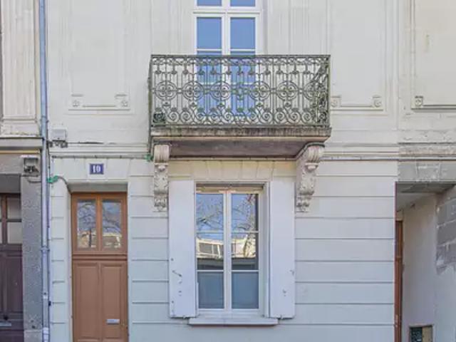 Angers 49000, 49100 Achat / Vente appartement 1 pièce t1 au dernier étage cave