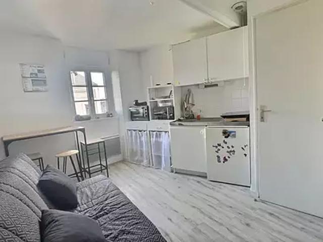 Angers 49000 Achat / Vente appartement 1 pièce t1 au dernier étage cave