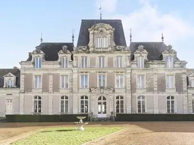 Angers 49000 Achat / Vente divers 30 pièces