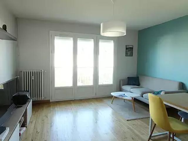 Angers 49000 Location appartement 5 pièces t5 cave