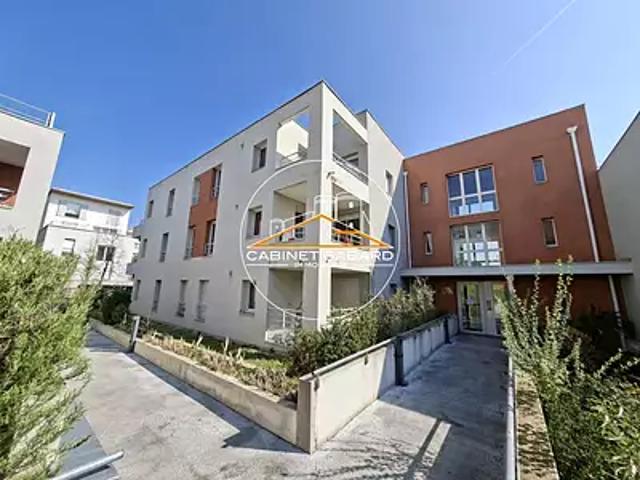 Angers 49100 Achat / Vente appartement 2 pièces t2 au dernier étage