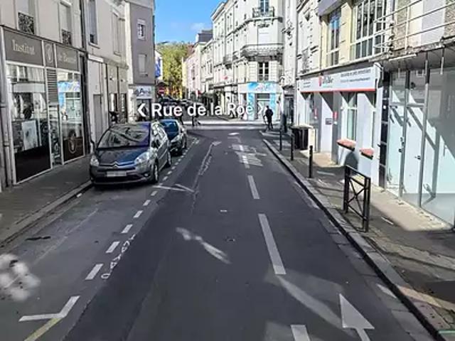 Angers 49100 Achat / Vente divers 2 pièces au dernier étage
