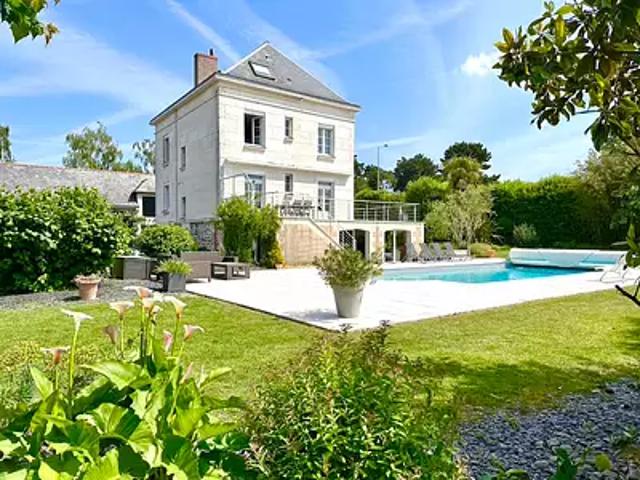 Angers 49100 Achat / Vente maison 10 pièces t10 au dernier étage terrasse