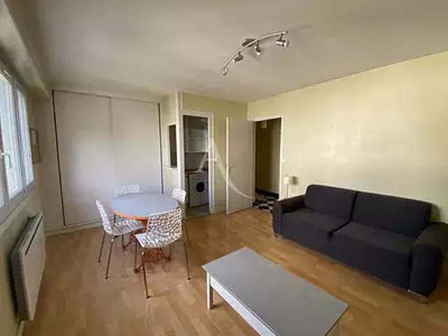 Angers 49100 Location appartement 3 pièces t3 au dernier étage