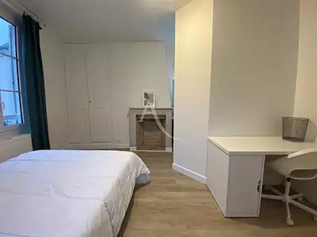 Angers 49100 Location maison 7 pièces t7 au dernier étage
