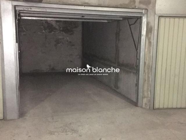Angers Location Parking / Garage 49