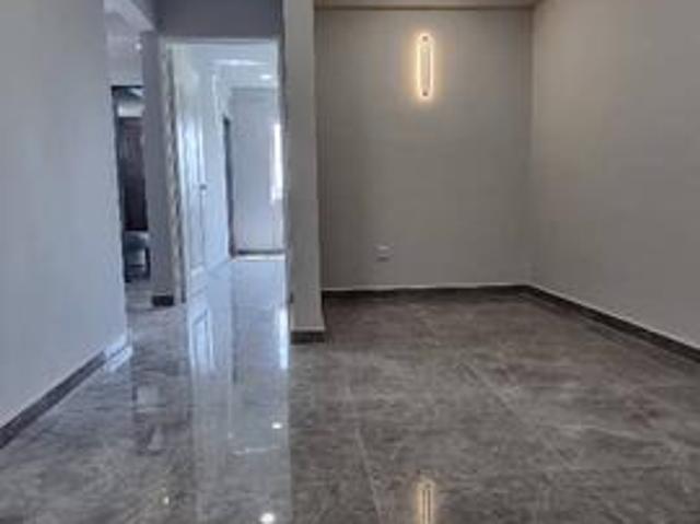 Anggerik Apartment Serdang Lama with lift