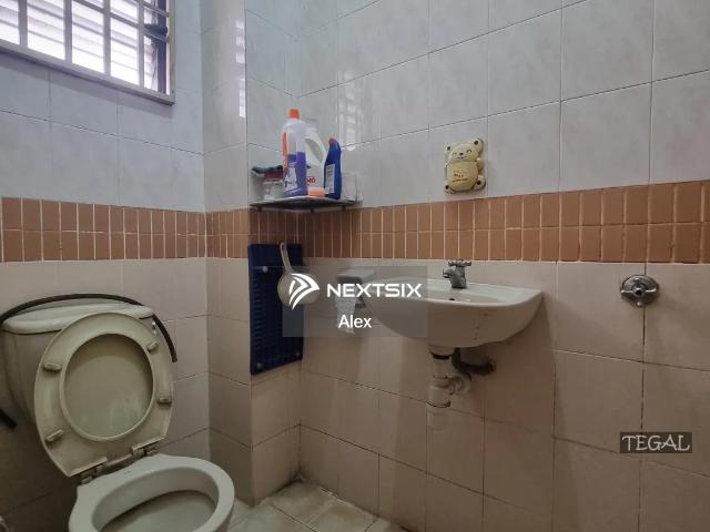 Anggerik Doritis, Kota Kemuning Double Storey Endlot 35x70 13ft side land 4 rooms 3 bathrooms Freehold Fully renovated Kitchen extended Gated guarded Asking RM 928k