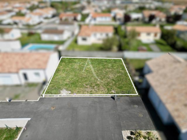 Angles Vente Terrain 85