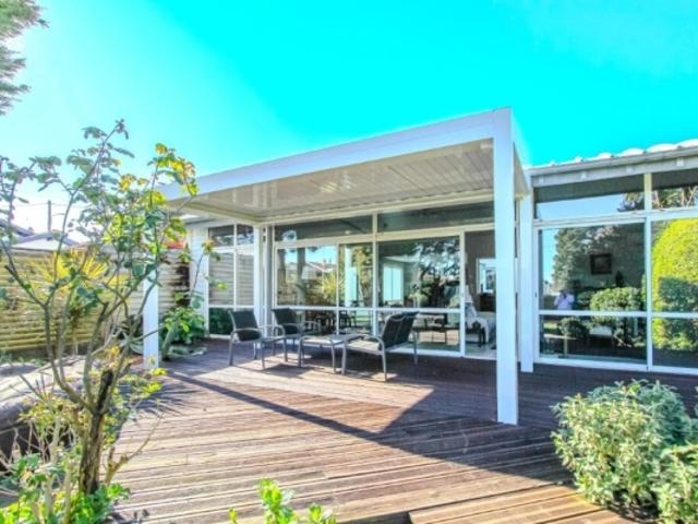 ANGLET CENTRE – VILLA FAMILIALE ATYPIQUE PLACE LAMOTHE ECOLES ET COMMERCES
