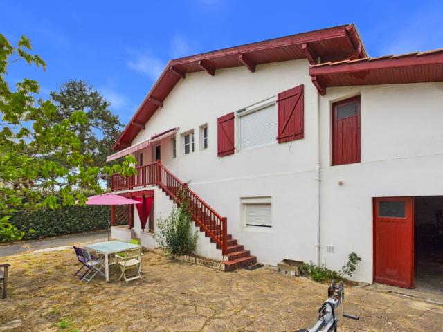 Anglet Montbrun Maison de 117 m² sur un terrain de 508 m² 117m² Anglet