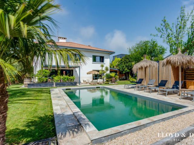 ANGLET, Superbe maison familiale avec piscine et sauna