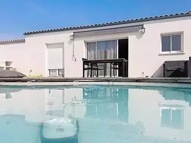 Angliers 17540 Achat / Vente maison 4 pièces t4 piscine jardin