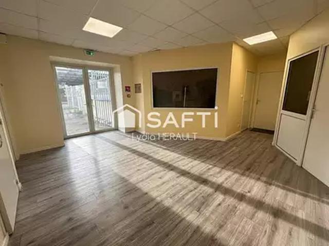 Angoulême 16000 Achat / Vente divers 6 pièces parking