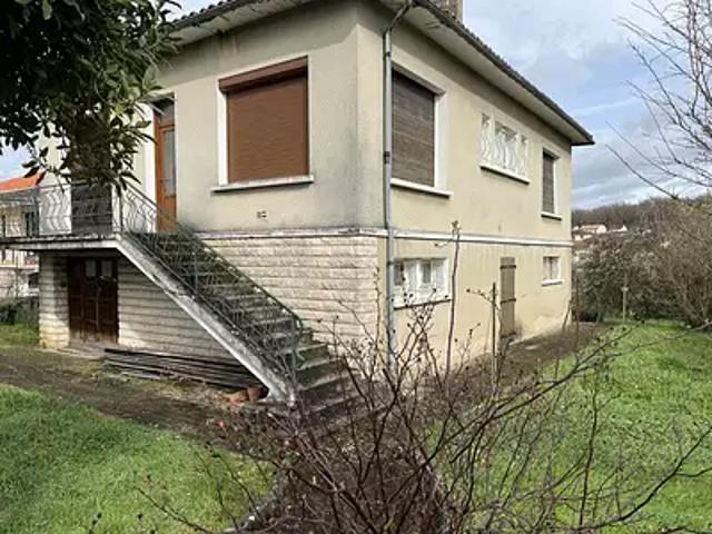 Angoulême 16000 Achat / Vente maison 6 pièces t6 au dernier étage parking