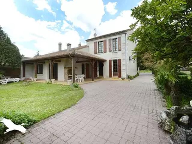 Angoulême 16000 Achat / Vente maison 6 pièces t6 parking