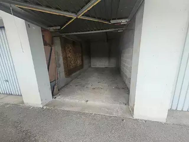Angoulême 16000 Achat / Vente parking au dernier étage parking