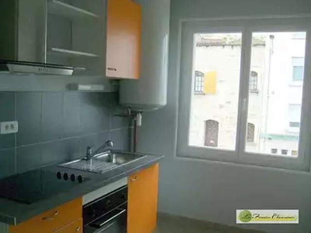 Angoulême 16000 Location appartement 3 pièces t3 au dernier étage