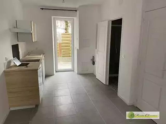 Angoulême 16000 Location appartement 1 pièce t1