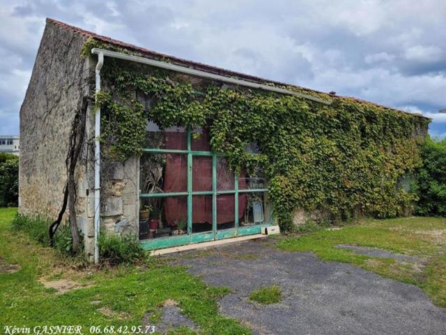 ANGOULEME 16000: Victor Hugo Grange de 150m2