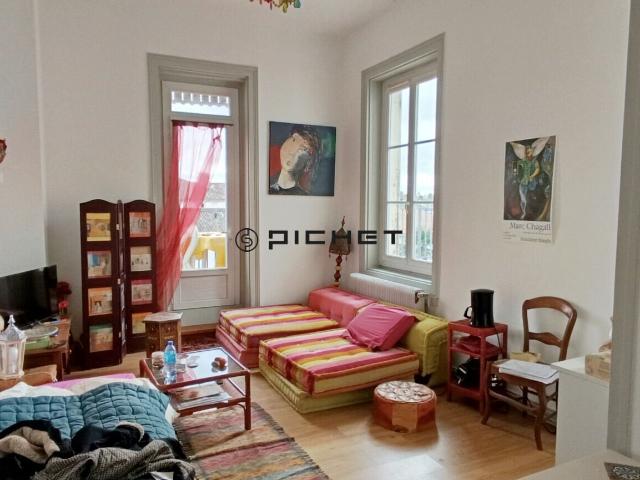 Angoulême Hôtel de ville, appartement 1 pièce avec terrasse dan