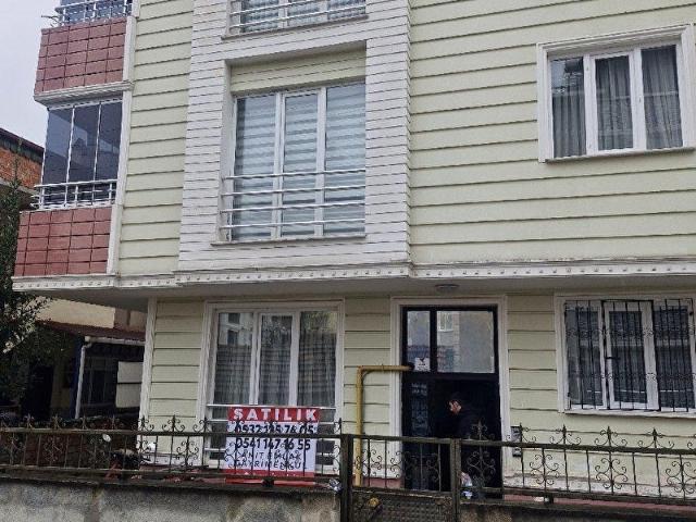 ANIT EMLAKTAN CUMHURİYET MAHALLESİNDE SATILIK 2+1 DAİRE