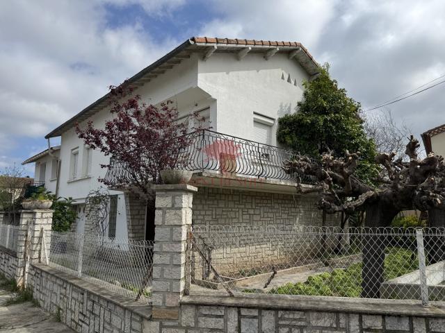 ANIANE VENTE MAISON