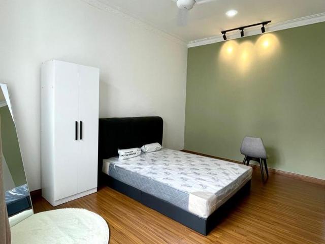 Anjung sari room