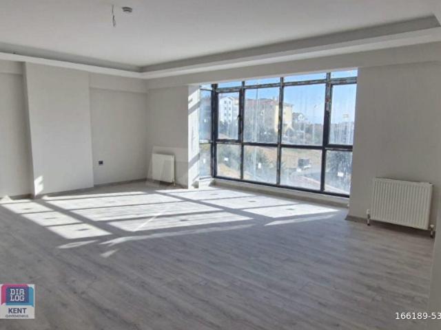 ANKA PALASTA ULTRA LÜKS SİTE İÇERİSİNDE 3+1 SATILIK DAİRE
