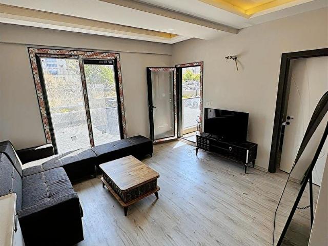ANKA'DAN ÇAMLIPINAR MH HAVUZLU SİTE İÇİ 1+1 KİRALIK DAİRE