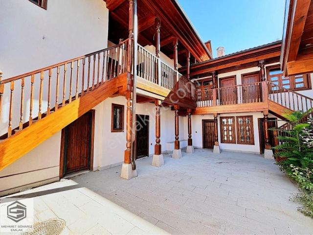 Ankara Altındağ 6+2 Komple Yenilenmiş Konak