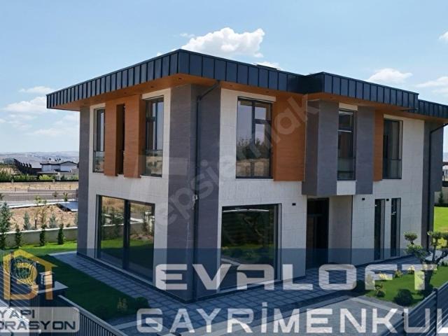 ANKARA GÖLBAŞI KARŞIYAKADA ÖZEL LÜKS YAPILI 4+1+2 BANYOLU VİLLA
