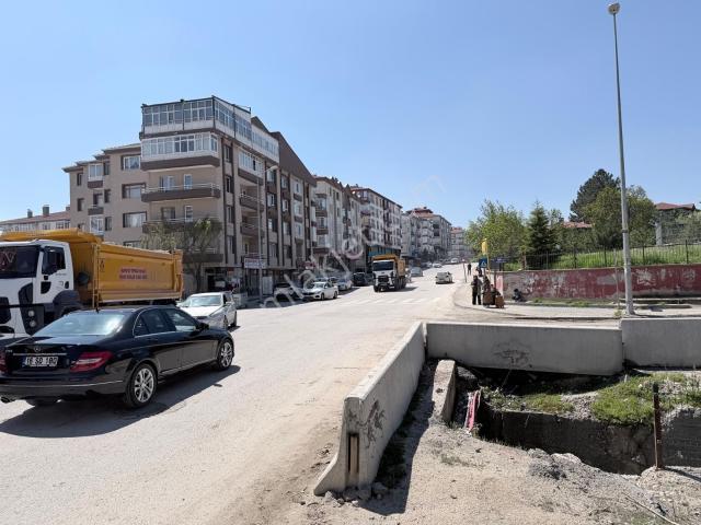 Ankara Keçiören Bağlum Cadde Özerinde Satlık 3+1 Daire Kat 1
