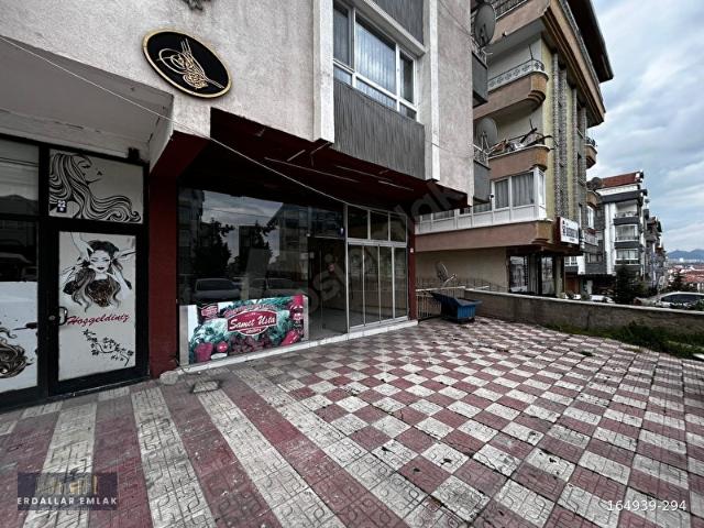 Ankara Keçiören Bademlik Mahallesi Bademlik Yolu Caddesi Üzeri 75 m2 Yatırıma Uygun Satılık Dükkan