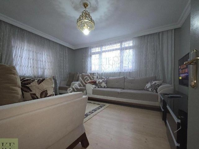 Ankara Sincan Mareşalda 3+1 2004 Yapım Bağımsız Salon Acil Satılık Daire