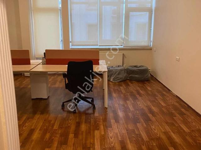Çankaya Cinnah Caddesinde 135 M2 3+1 Satılık Daire & Ofis
