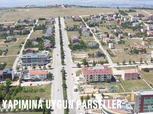ÇANKAYA AHLATLIBEL ÖYSEKENTTE  GİMAT ANGİM YAKINI ARSA