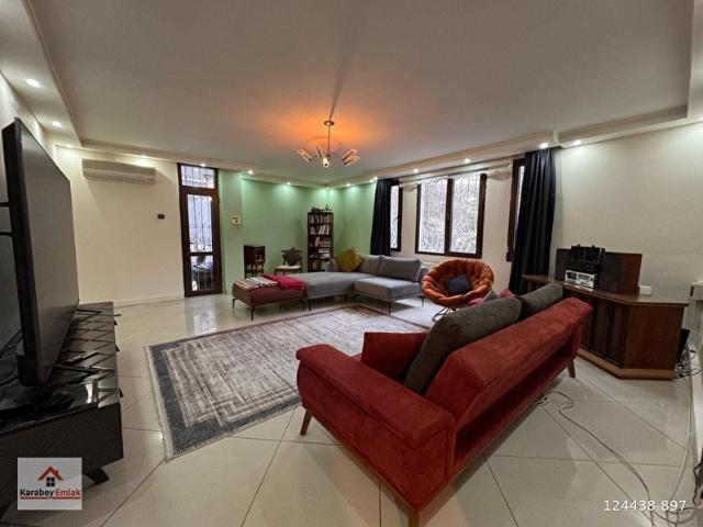 ÇANKAYA BAĞLAR CAD. ÜZERİ FULL YAPILI GENİŞ 4+1 SATILIK DAİRE