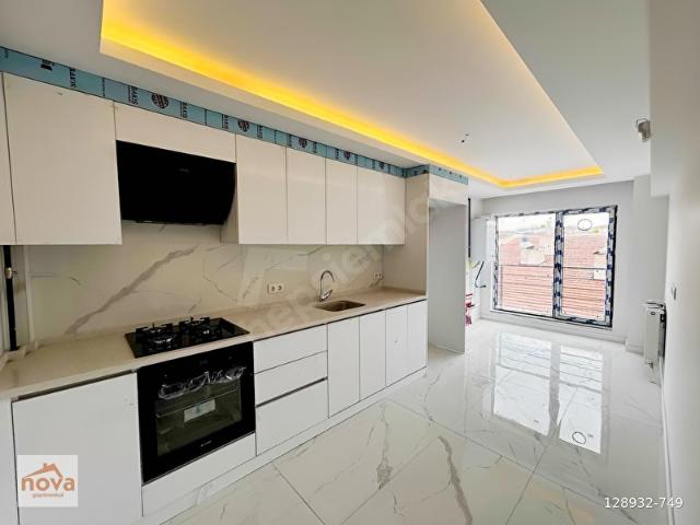 ÇANKAYA KÜÇÜKESAT OTURUMA HAZIR 3+1 SATILIK DAİRE.