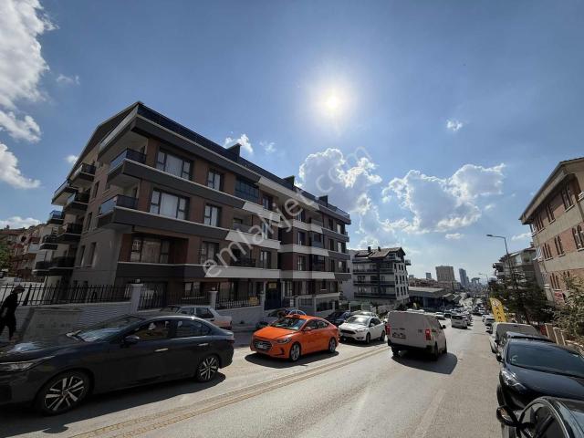 Çankaya Öveçler'de Sokullu Pazar Yanı 3+1 Sıfır Lüks Daire Katta