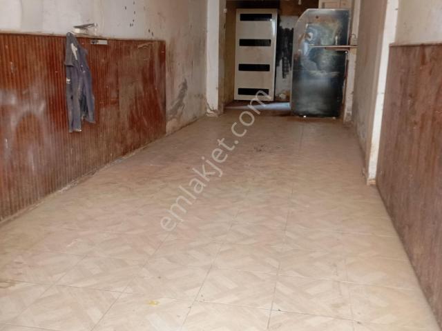 Çankaya Mah Kiralık 30 M2 Dükkan