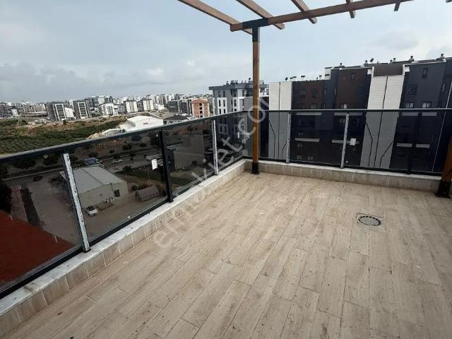 Çankaya Mah Site İçi Havuzlu Ayrı Mutfak 4+1 Lüx Satılık Dublex