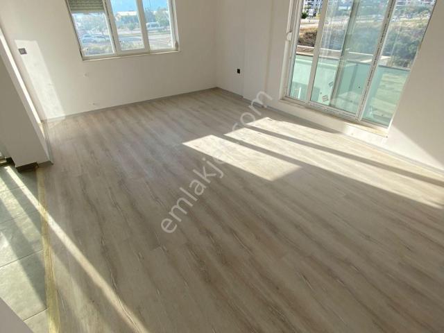 Çankaya Mah 4+2 Kapalı Otoparklı Havuzlu Satılık Lüx Daire